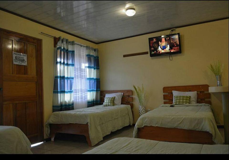 Hotel Amjeco San Isidro De El General Luaran gambar